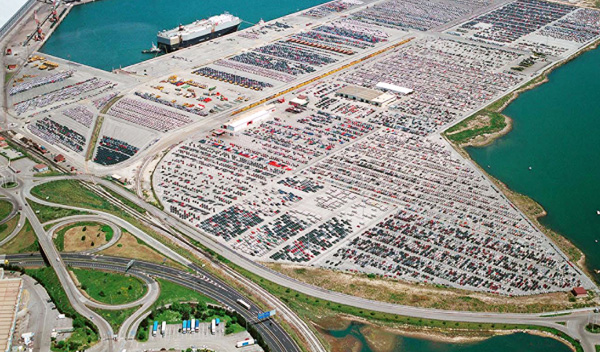 Port of Santander, where the Bergé y Cía. terminal is located